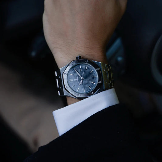 Monarch Hex 41mm